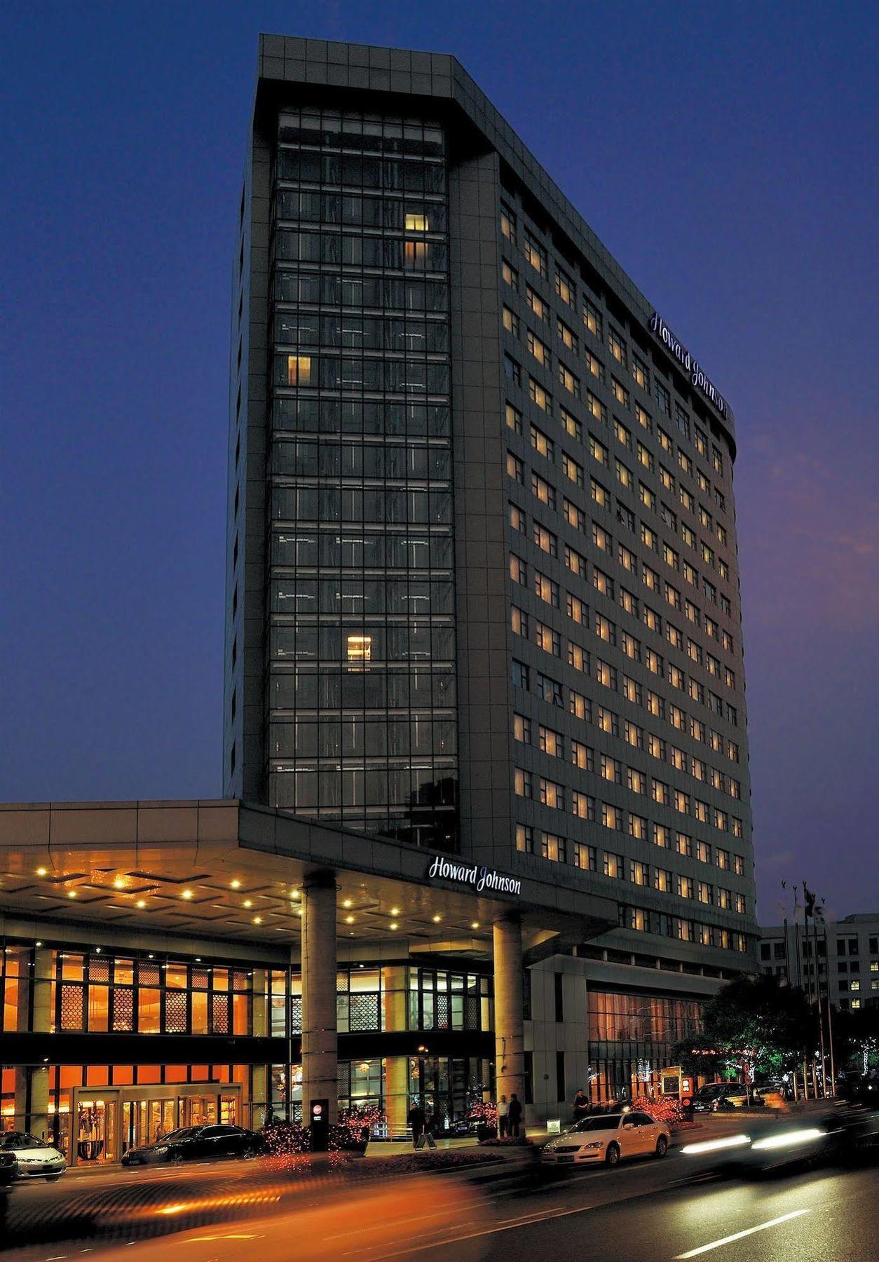 Howard Johnson Caida Plaza Shanghai Exterior photo