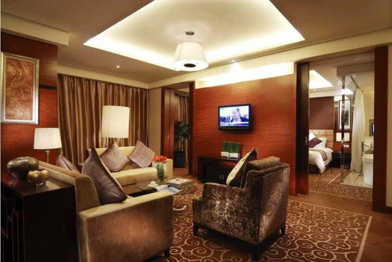 Howard Johnson Caida Plaza Shanghai Exterior photo