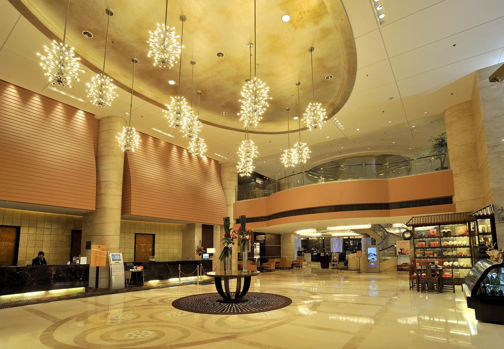 Howard Johnson Caida Plaza Shanghai Exterior photo