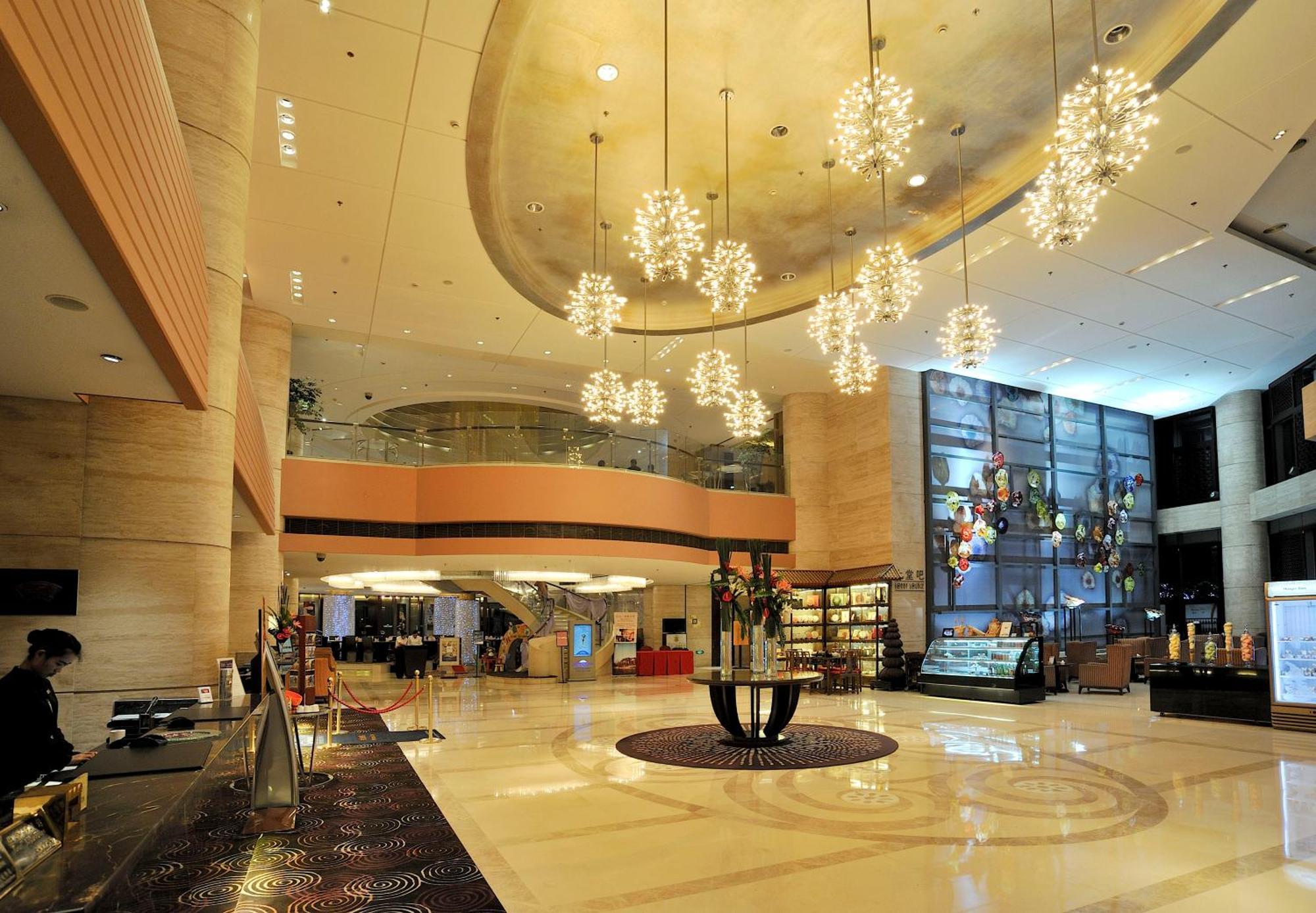 Howard Johnson Caida Plaza Shanghai Exterior photo
